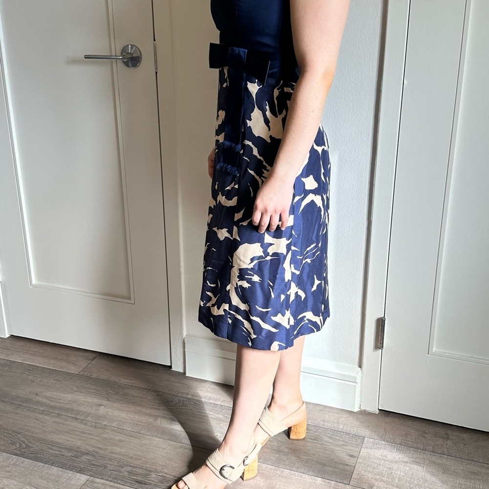 J.Crew Silk Strapless Dress Fit & Flare Navy Floral Bow Preppy Semi Formal 2 - Picture 9 of 10